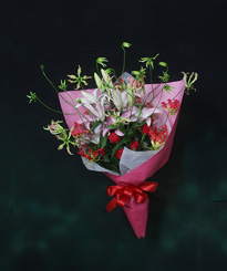 [生花]グロリオサの花束